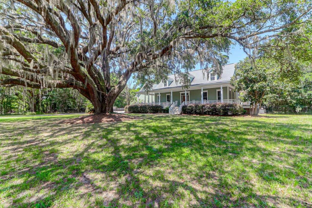 2630 Rifle Range Rd - Photo 2 of 50