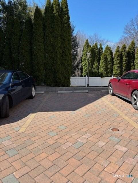 88 Maple Tree Ave #E - Photo 4 of 35
