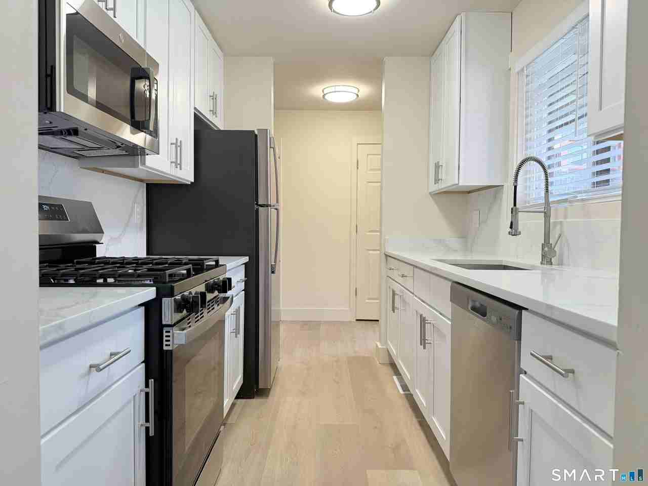 108 Montoya Dr Unit 108 - Photo 2 of 10