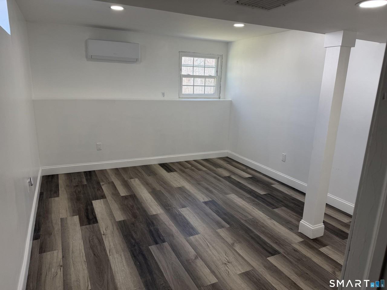 96 Neill Dr - Photo 5 of 10