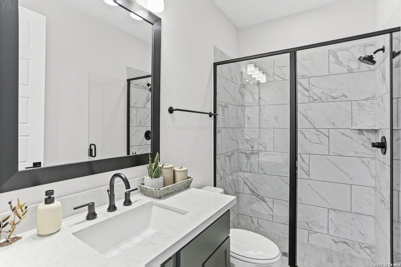 330 Navarro - Photo 7 of 41