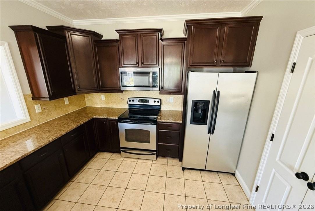 4033 Des Planes Ave - Photo 7 of 29