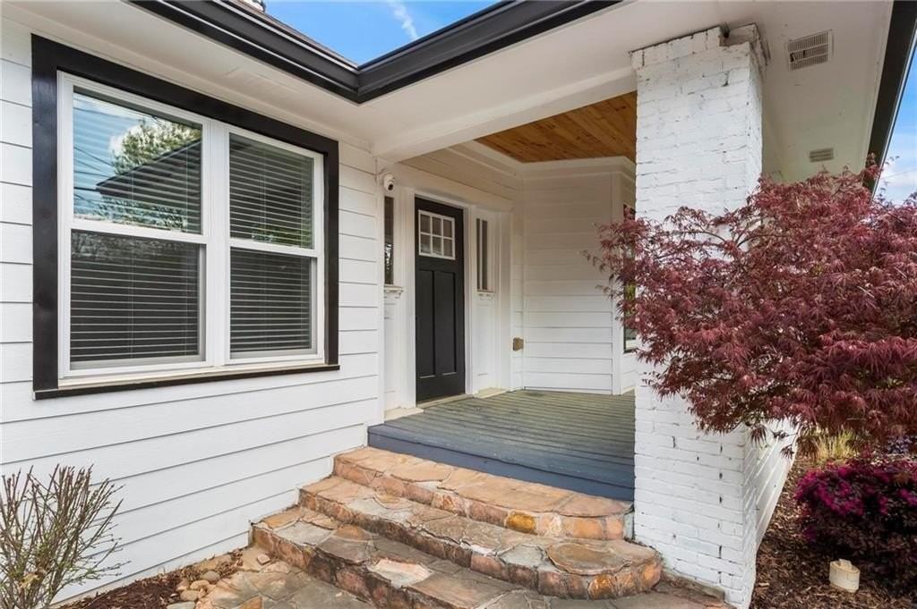 520 Angier Ave Ne - Photo 4 of 34