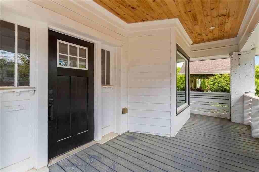 520 Angier Ave Ne - Photo 5 of 34