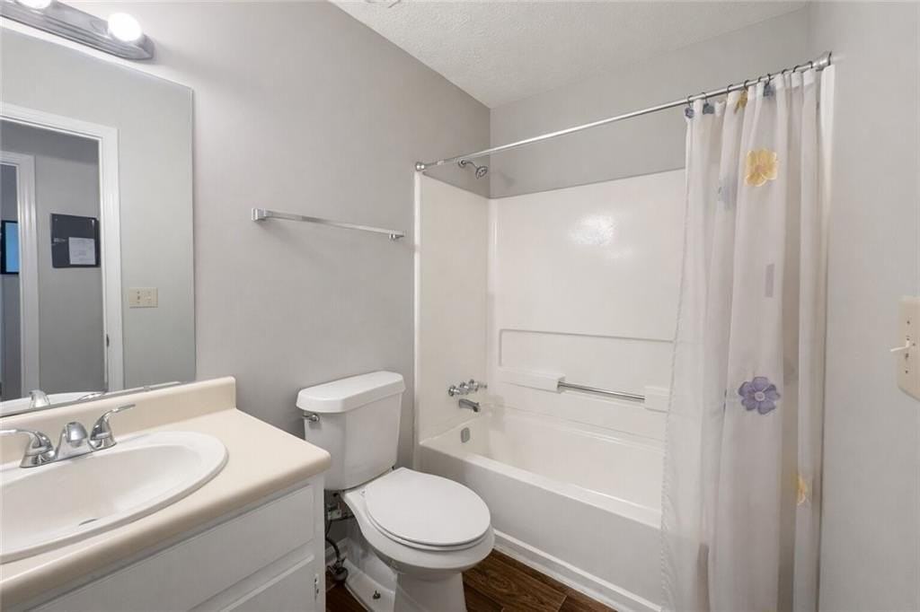 340 Red Oak Run Sw - Photo 6 of 9