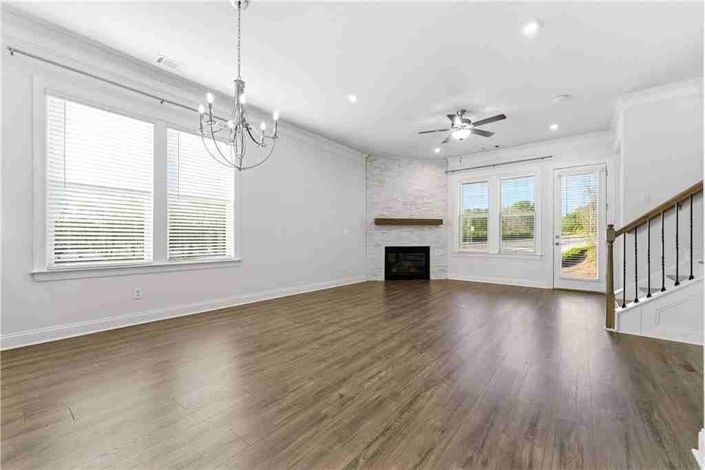 2025 Abbey Rd - Photo 4 of 33