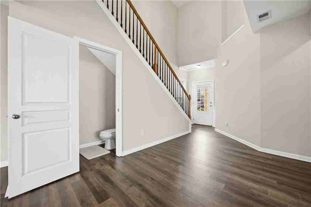 2605 Runnymede Ct - Photo 4 of 22