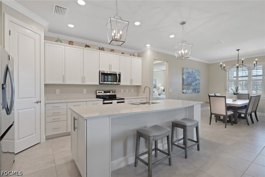 3425 Hampton Blvd - Photo 7 of 46