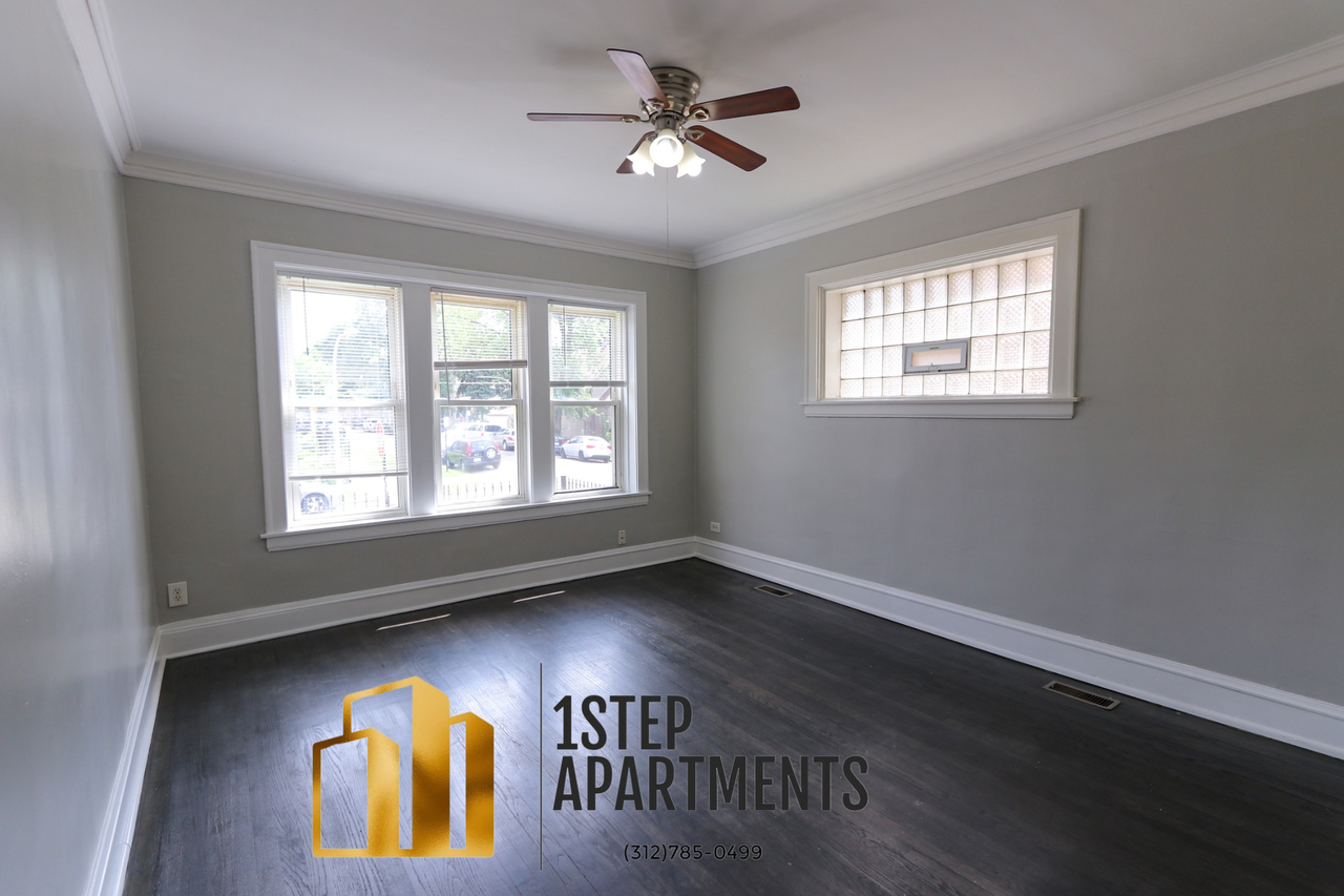 1400 N Harding Ave - Photo 5 of 7