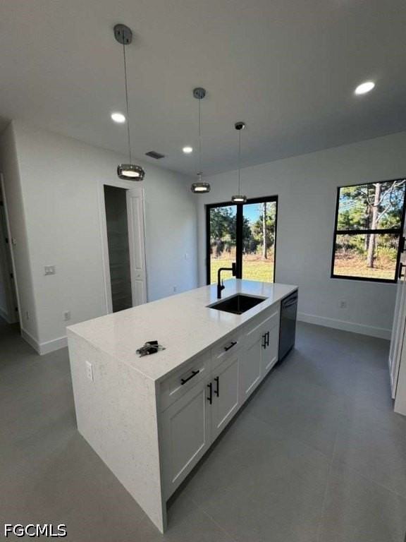 1037 Barcelona St E - Photo 3 of 20