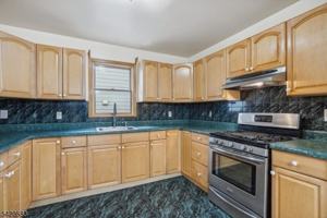 featured image of 66 Atlantic St #1