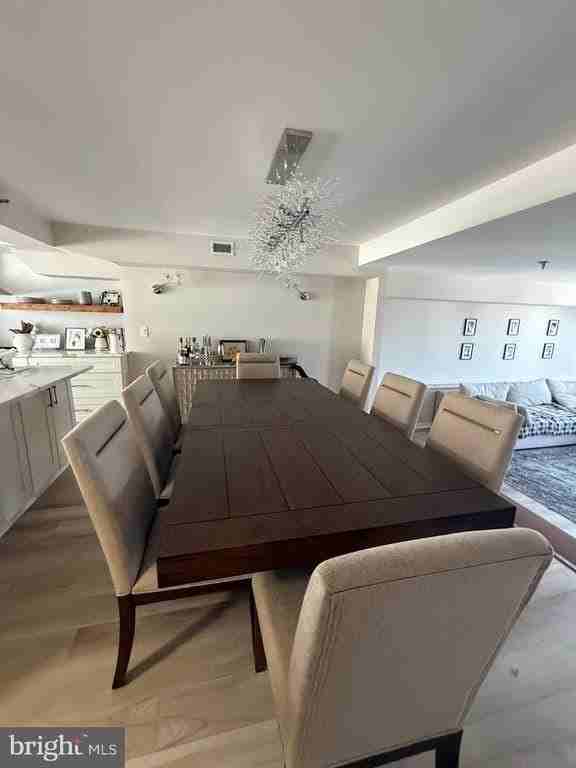 7 N Columbus Blvd #212 - Photo 4 of 39