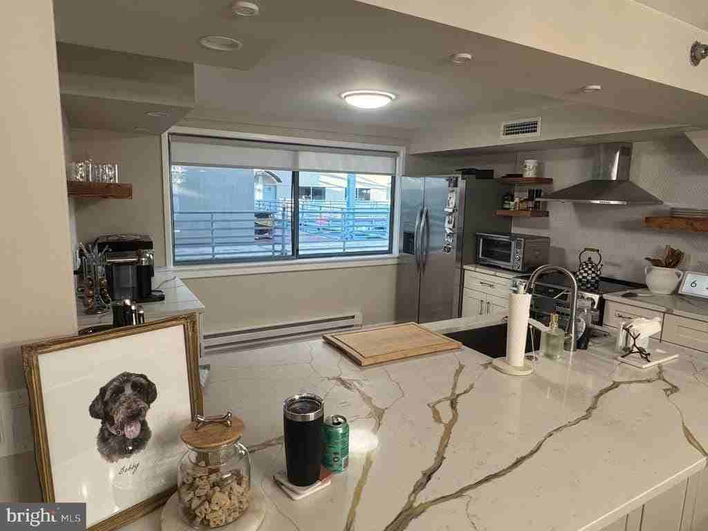 7 N Columbus Blvd #212 - Photo 5 of 39