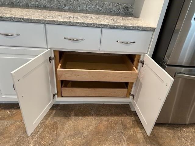 3232 Plum Tree Ln - Photo 6 of 25