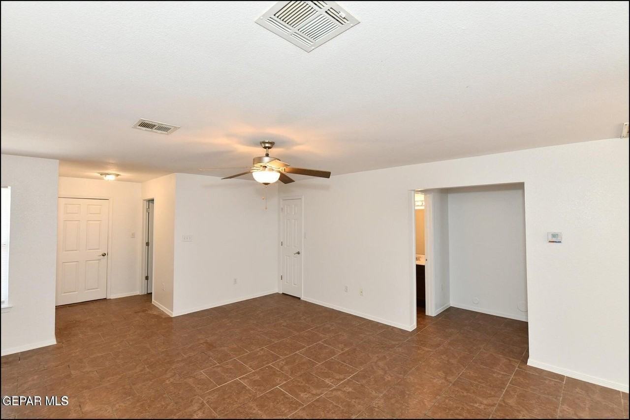 1591 Hartsdale Dr Unit B - Photo 7 of 30