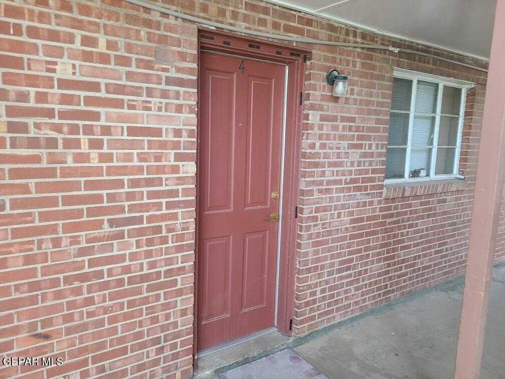 701 W Yandell Dr #4 - Photo 2 of 12