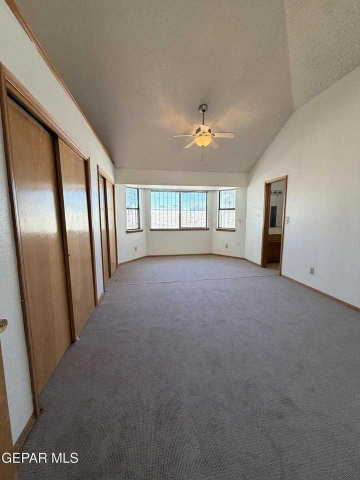 3217 Red Sails Dr - Photo 5 of 10