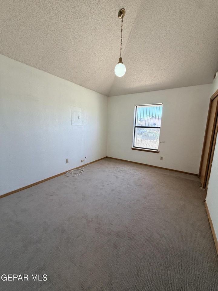 3217 Red Sails Dr - Photo 7 of 10