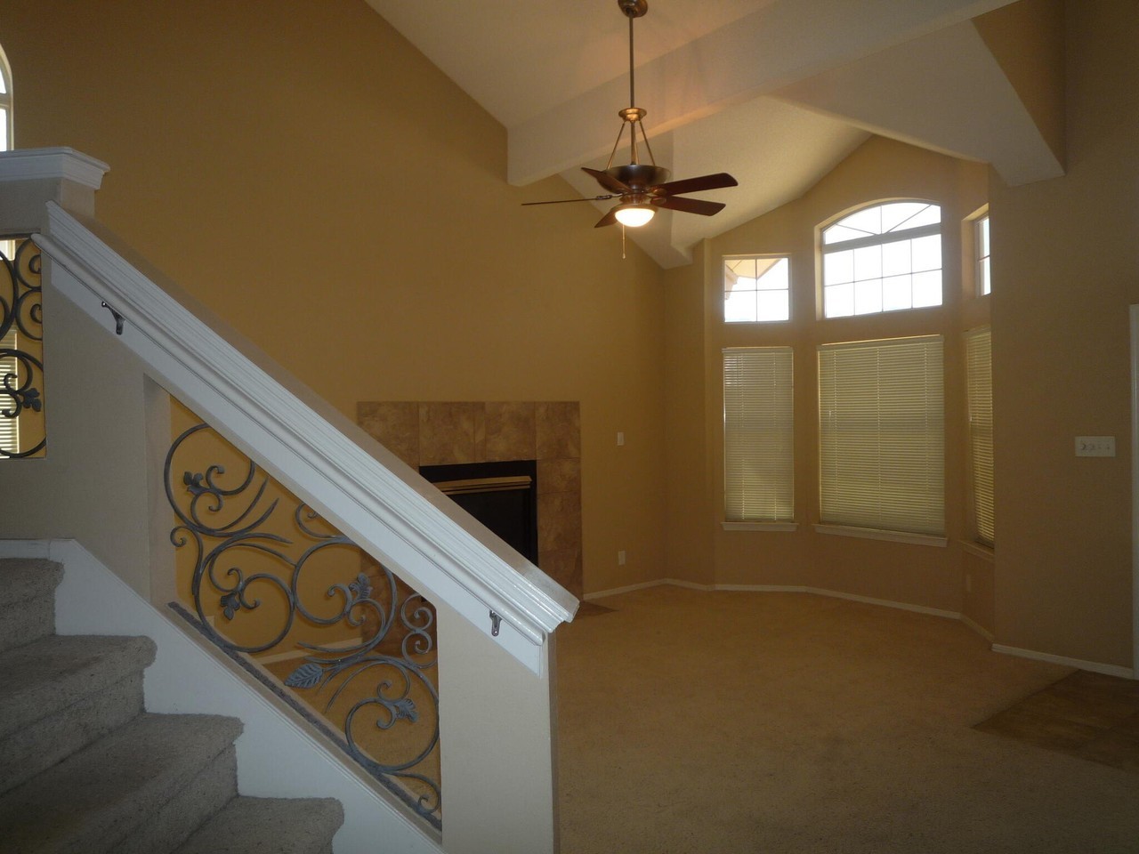 10840 Acoma St - Photo 3 of 7