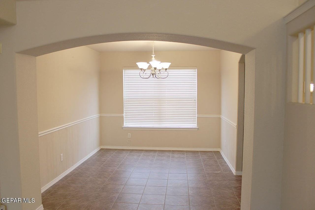 1458 Senda Del Sol - Photo 3 of 29