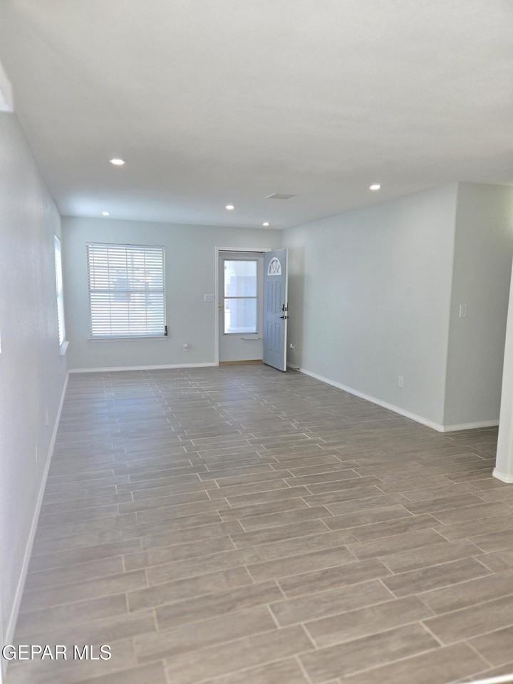 3280 Mike Godwin Dr - Photo 3 of 13