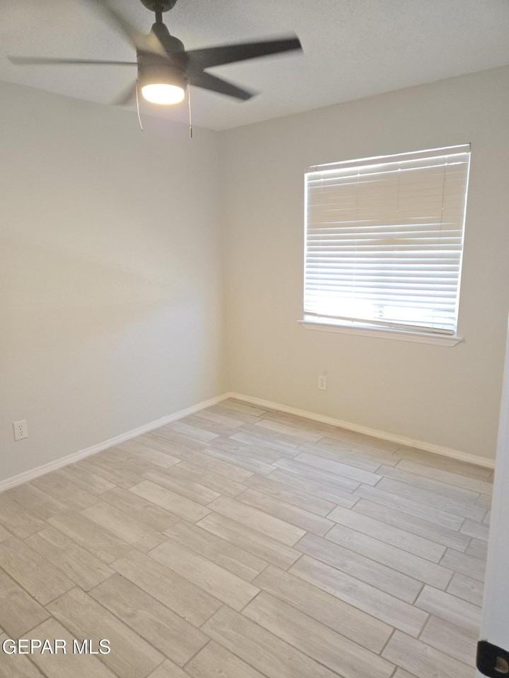 3280 Mike Godwin Dr - Photo 4 of 13