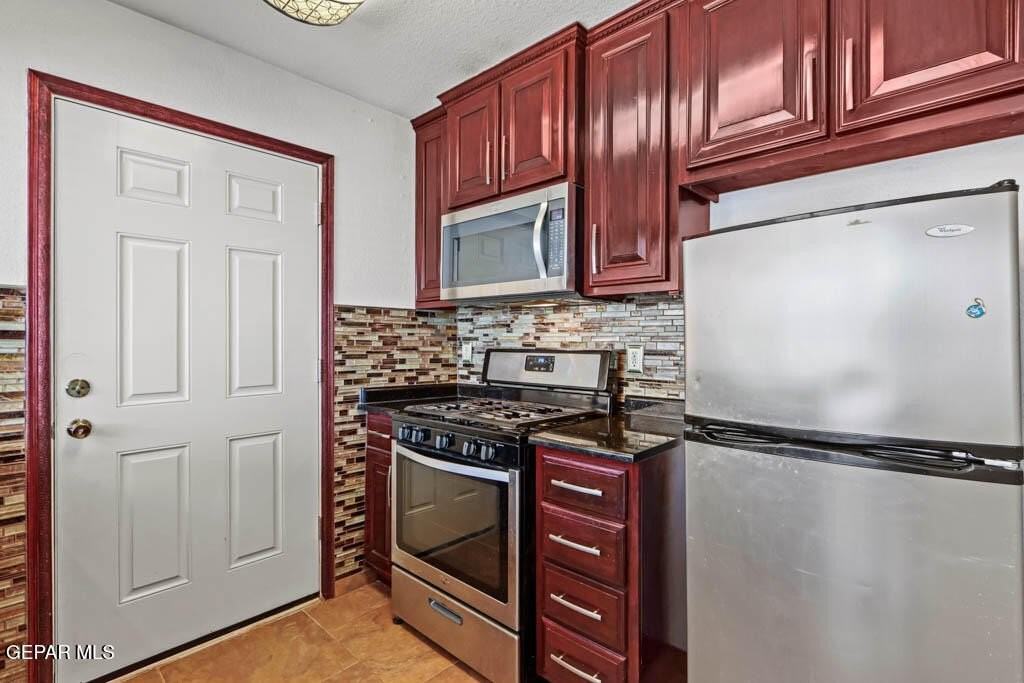 6236 Antelope Ct - Photo 4 of 16