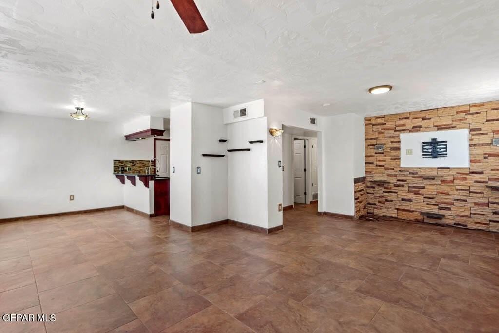 6236 Antelope Ct - Photo 6 of 16