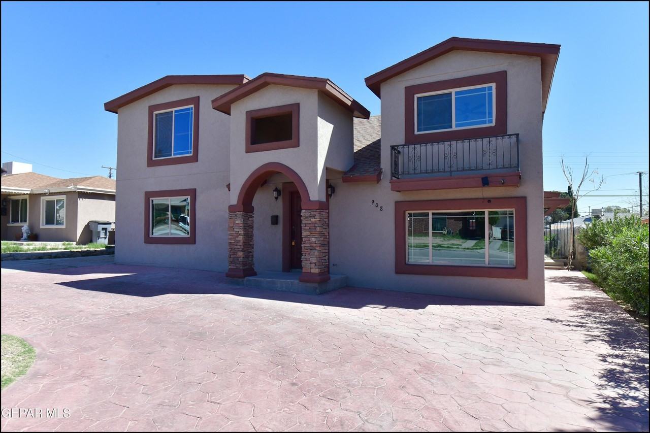 908 Bolivia St - Photo 2 of 47
