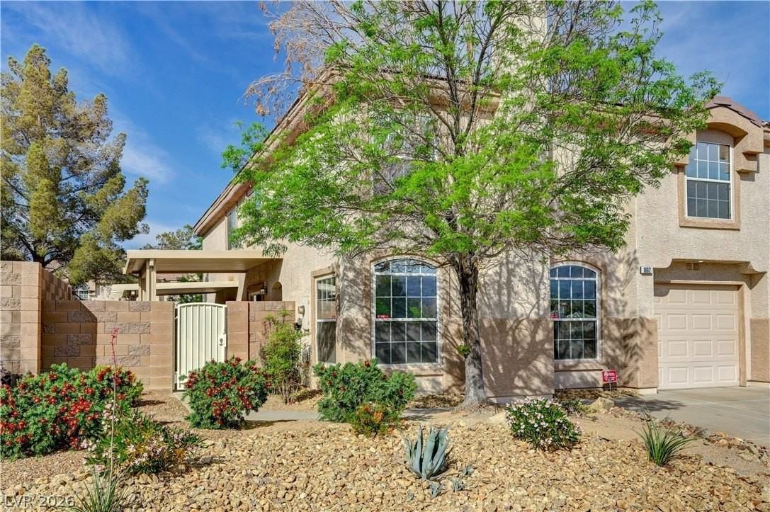 1602 Coyote Run Dr - Photo 2 of 40