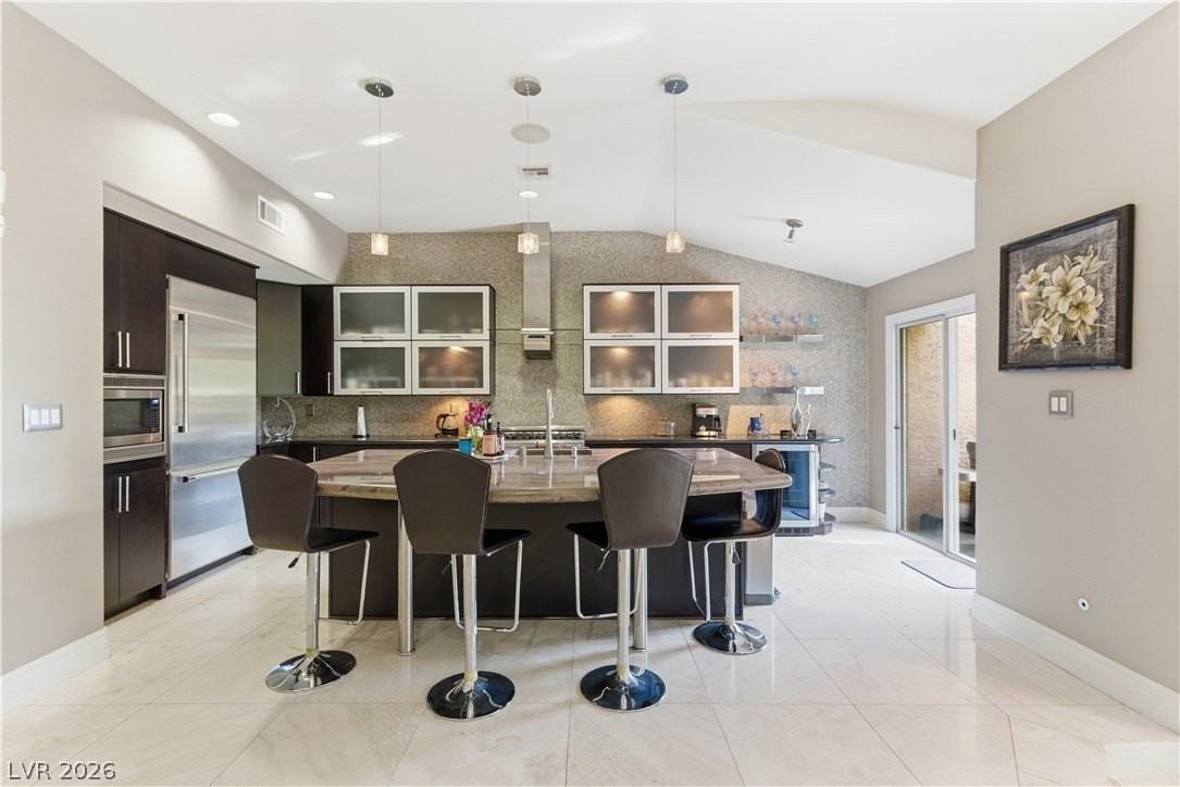 7147 Mission Hills Dr - Photo 6 of 26