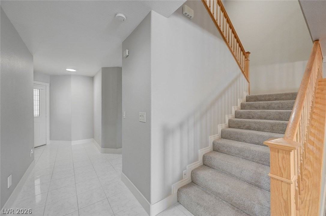 304 Roma Ln - Photo 4 of 50