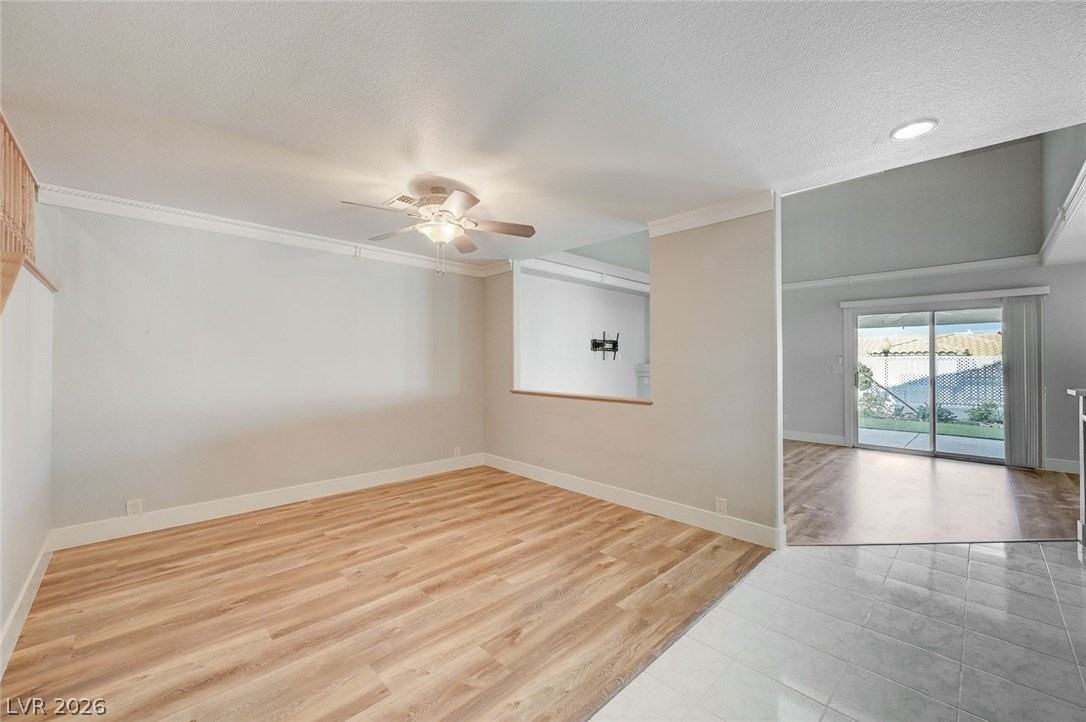 304 Roma Ln - Photo 7 of 50