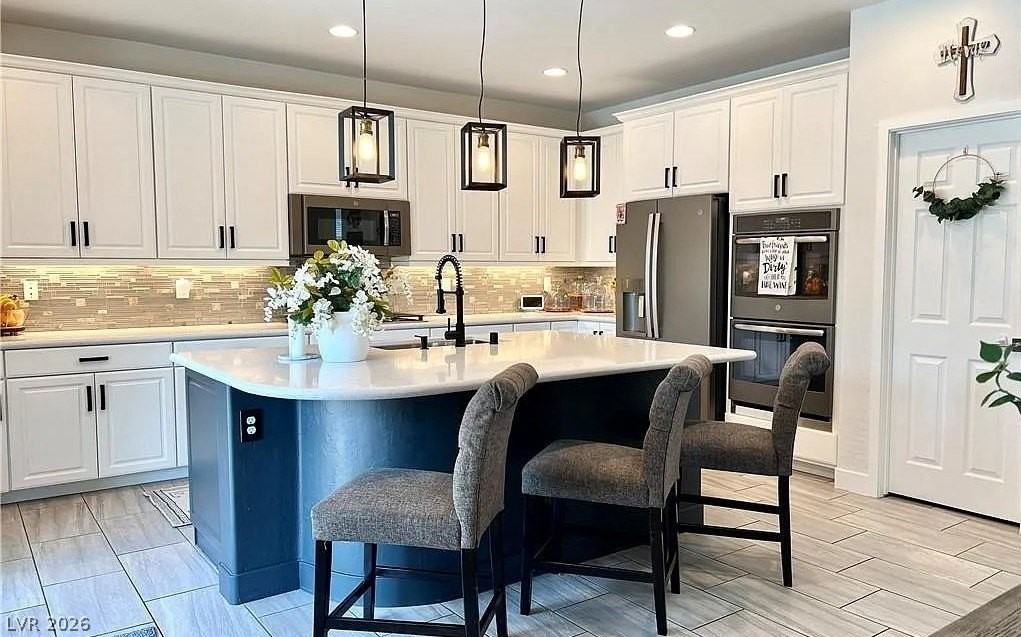 8679 Reynolds Spring St - Photo 2 of 15