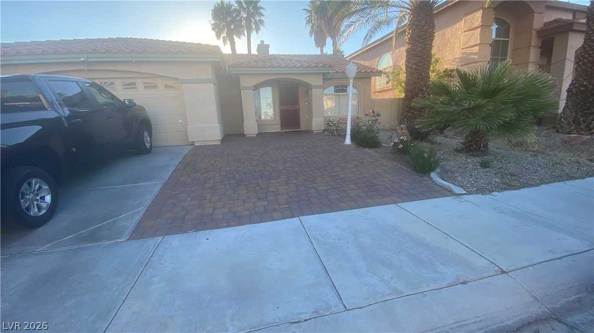 3625 Silver Brook St - Photo 2 of 2