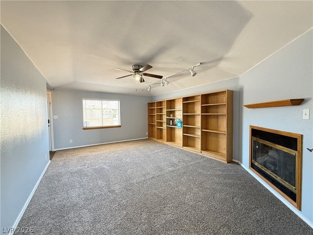 218 Tungsten St - Photo 4 of 14