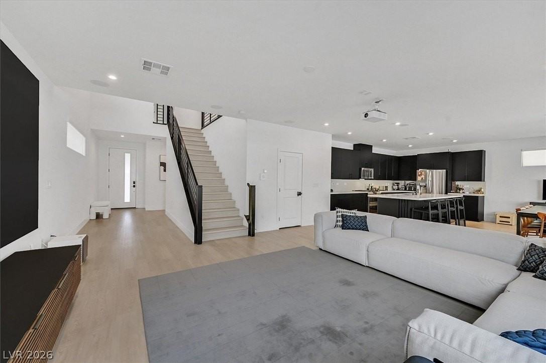 4122 Prairie Star Ave - Photo 3 of 27