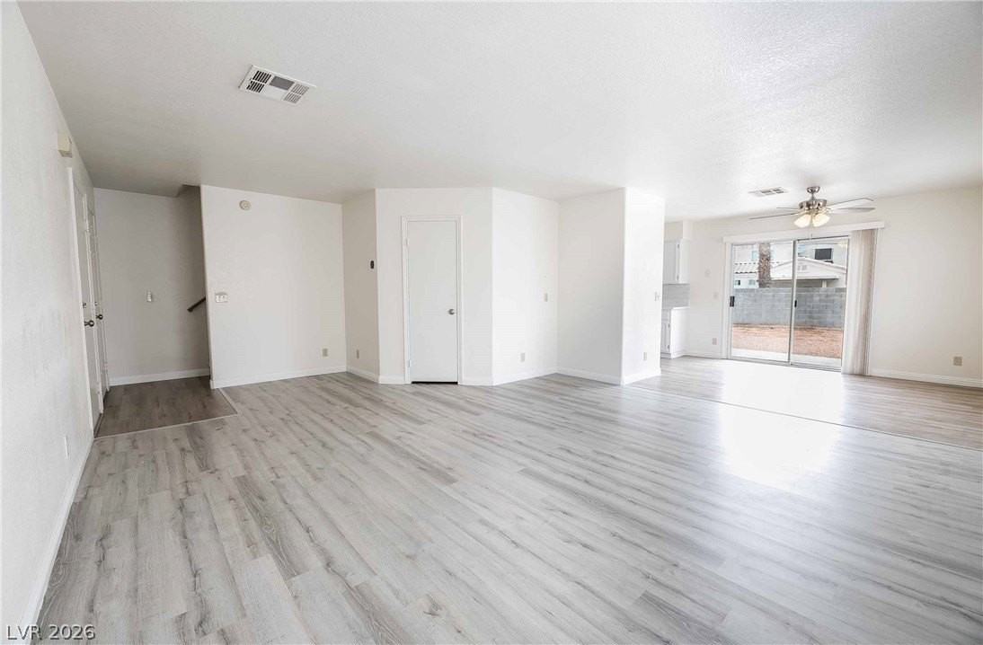 8212 Hercules Dr - Photo 3 of 19