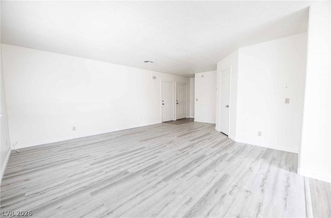 8212 Hercules Dr - Photo 4 of 19