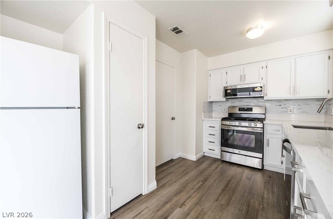 8212 Hercules Dr - Photo 5 of 19