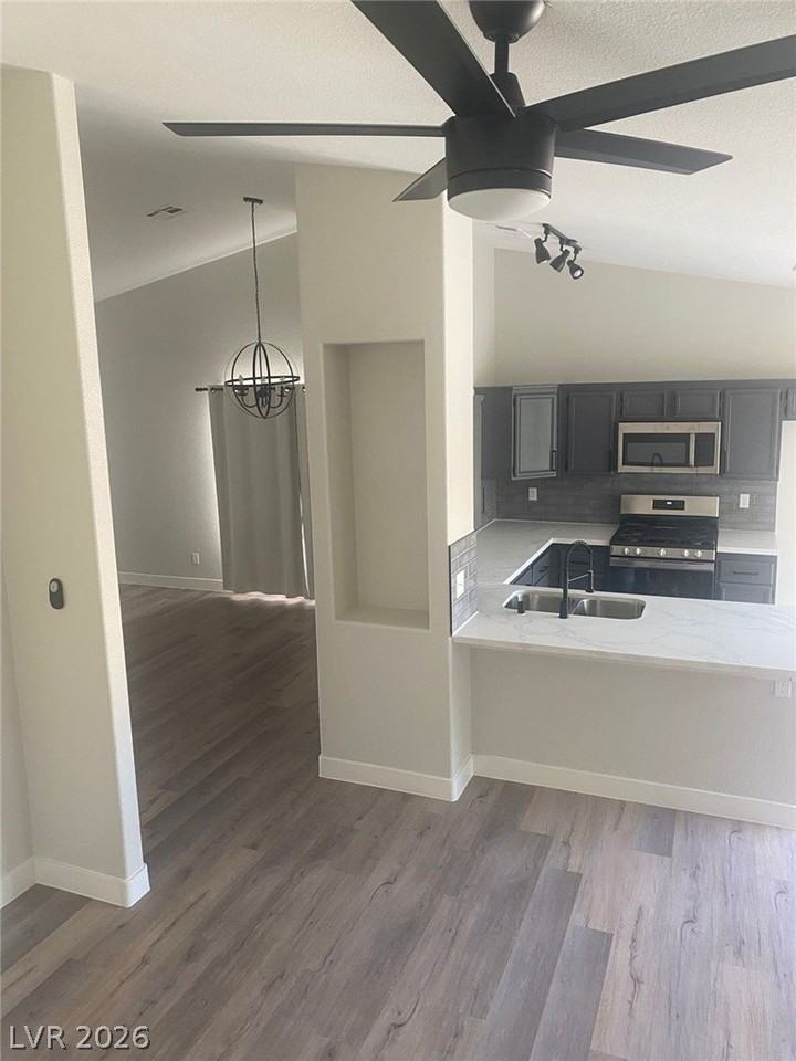 3909 Drifting Pelican Ct - Photo 4 of 7