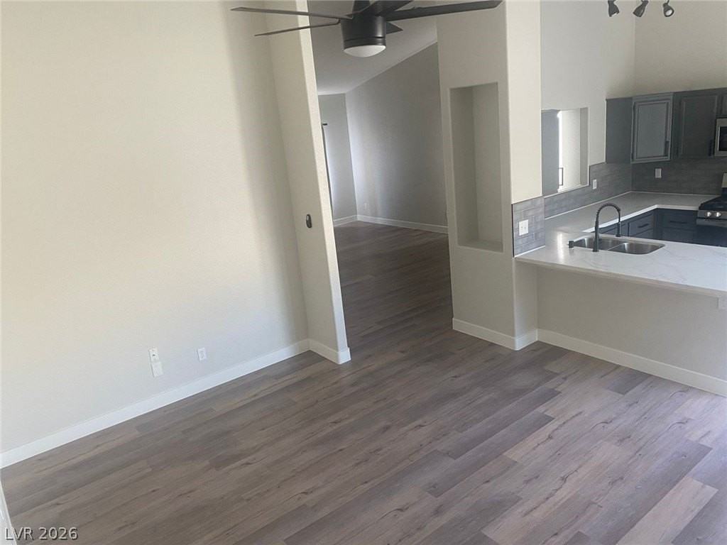 3909 Drifting Pelican Ct - Photo 5 of 7