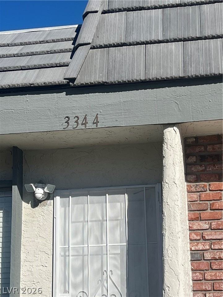 3344 Medina Ct - Photo 2 of 39