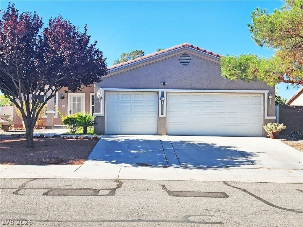 5945 E Badlands Ln - Photo 2 of 36