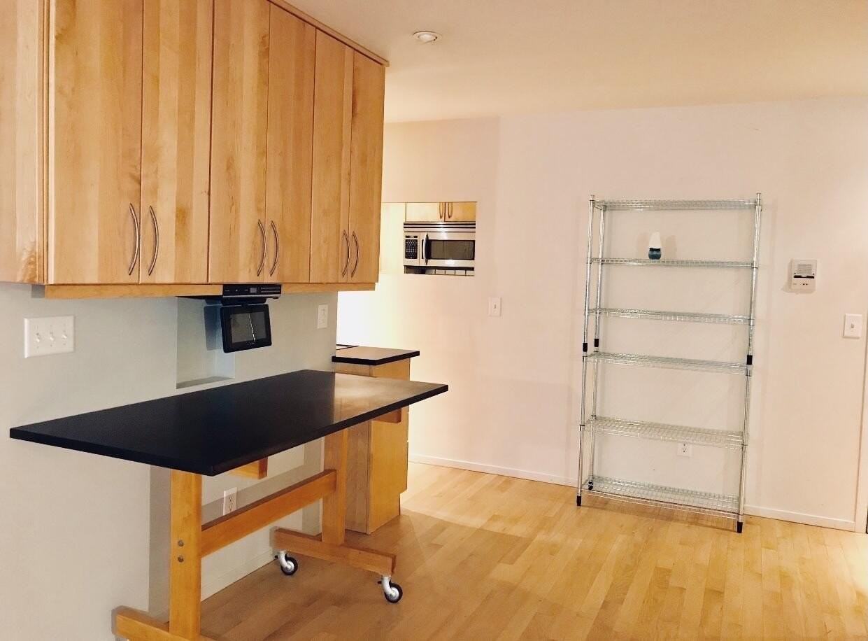 1531 Packard St Apt 4 - Photo 6 of 9