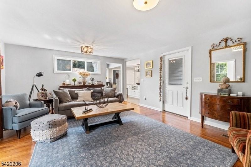 14 Mcdonald St - Photo 6 of 17