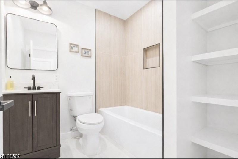 180 N 12th St - Photo 7 of 7