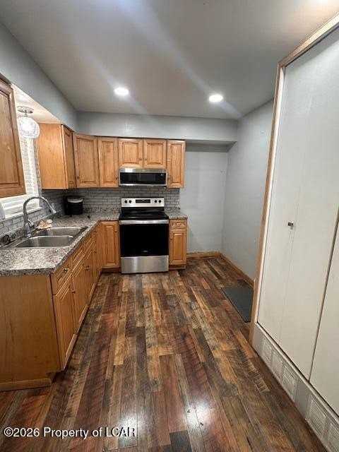 1175 Scott St - Photo 5 of 29