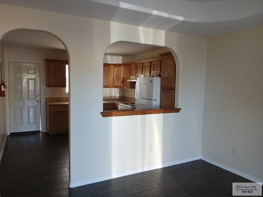 701 Sonesta Dr Apt 3 - Photo 2 of 12