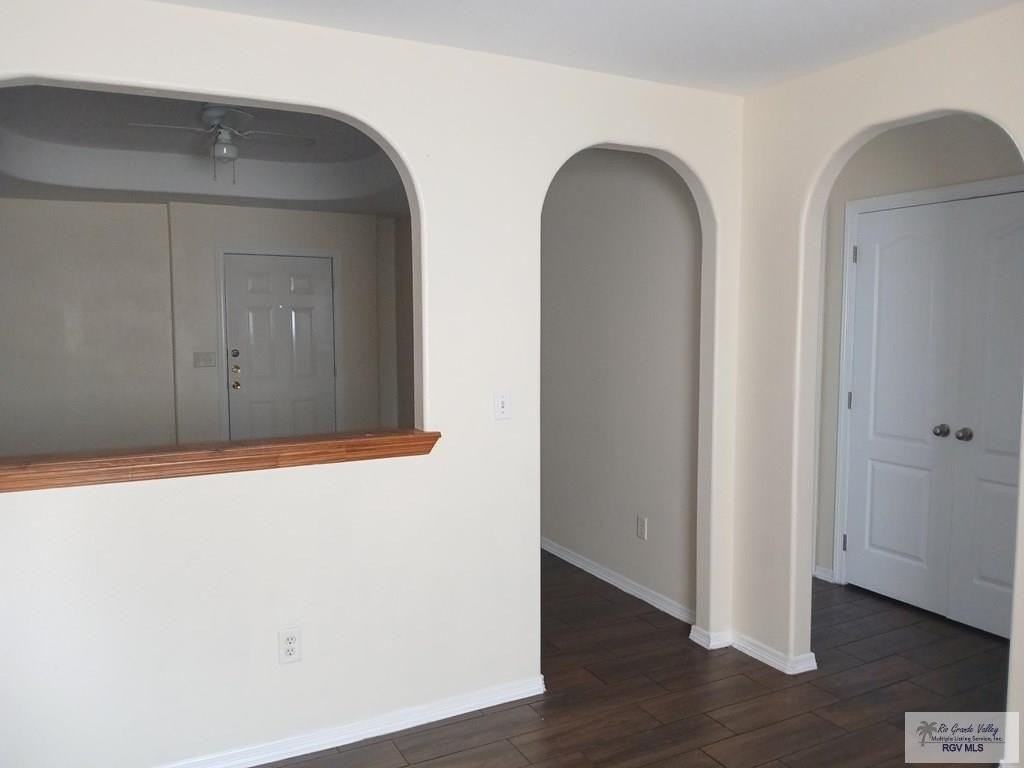 701 Sonesta Dr Apt 3 - Photo 4 of 12